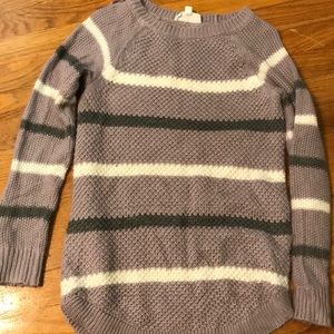 super cute stripped sweater